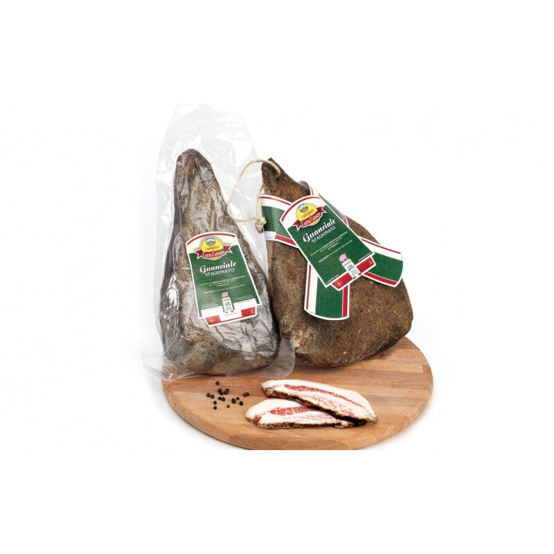 Confezione orientativa di Guanciale stagionato intero del I salumieri di Castel Castagna, Italia