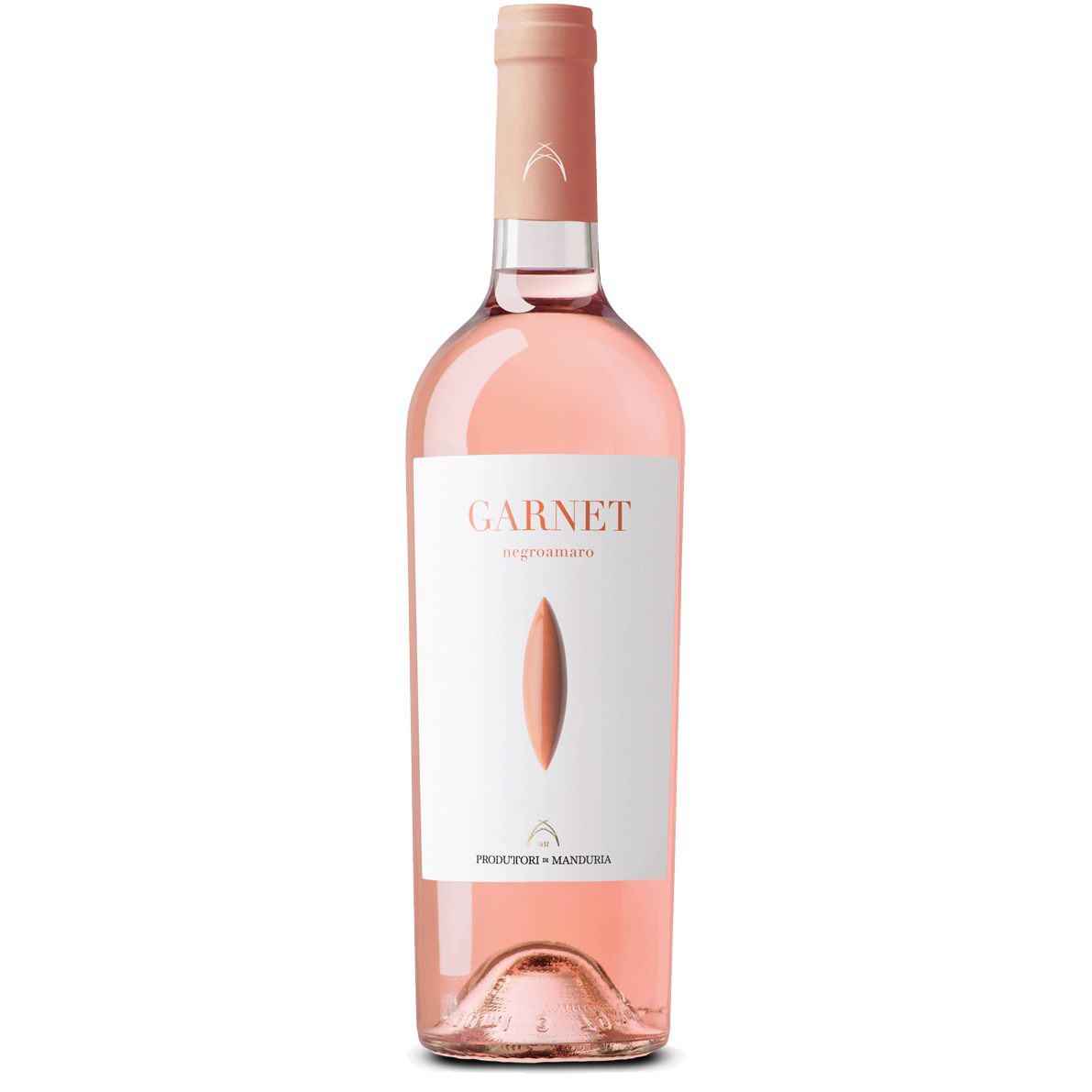 Bottiglia di Garnet Salento IGT Negroamaro rosato, vino rosato italiano della regione Puglia di Produttori di Manduria